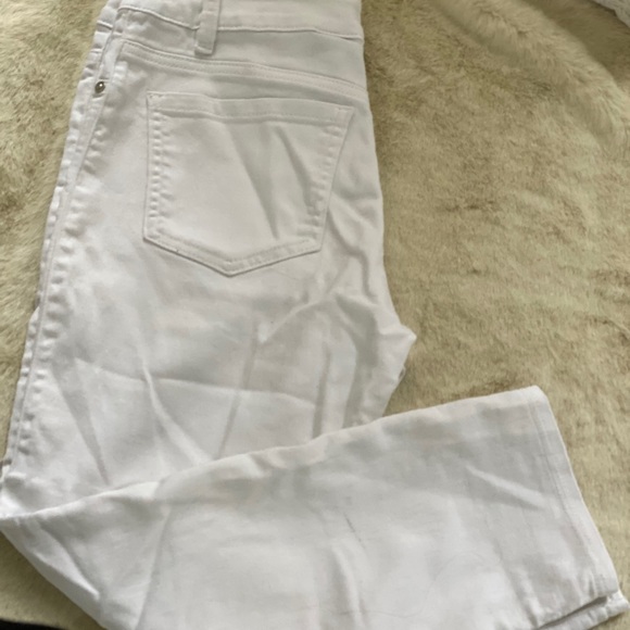 Capris - Picture 3 of 3